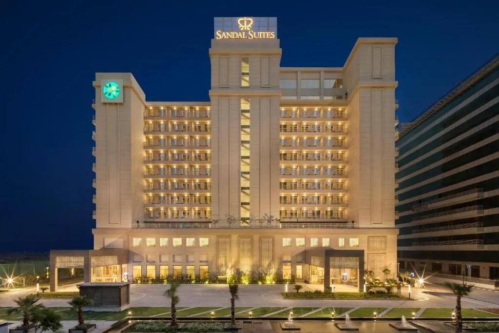 Sandal Suites Noida Spa | Luxury Body Spa Greater Noida | Russian Spa Service